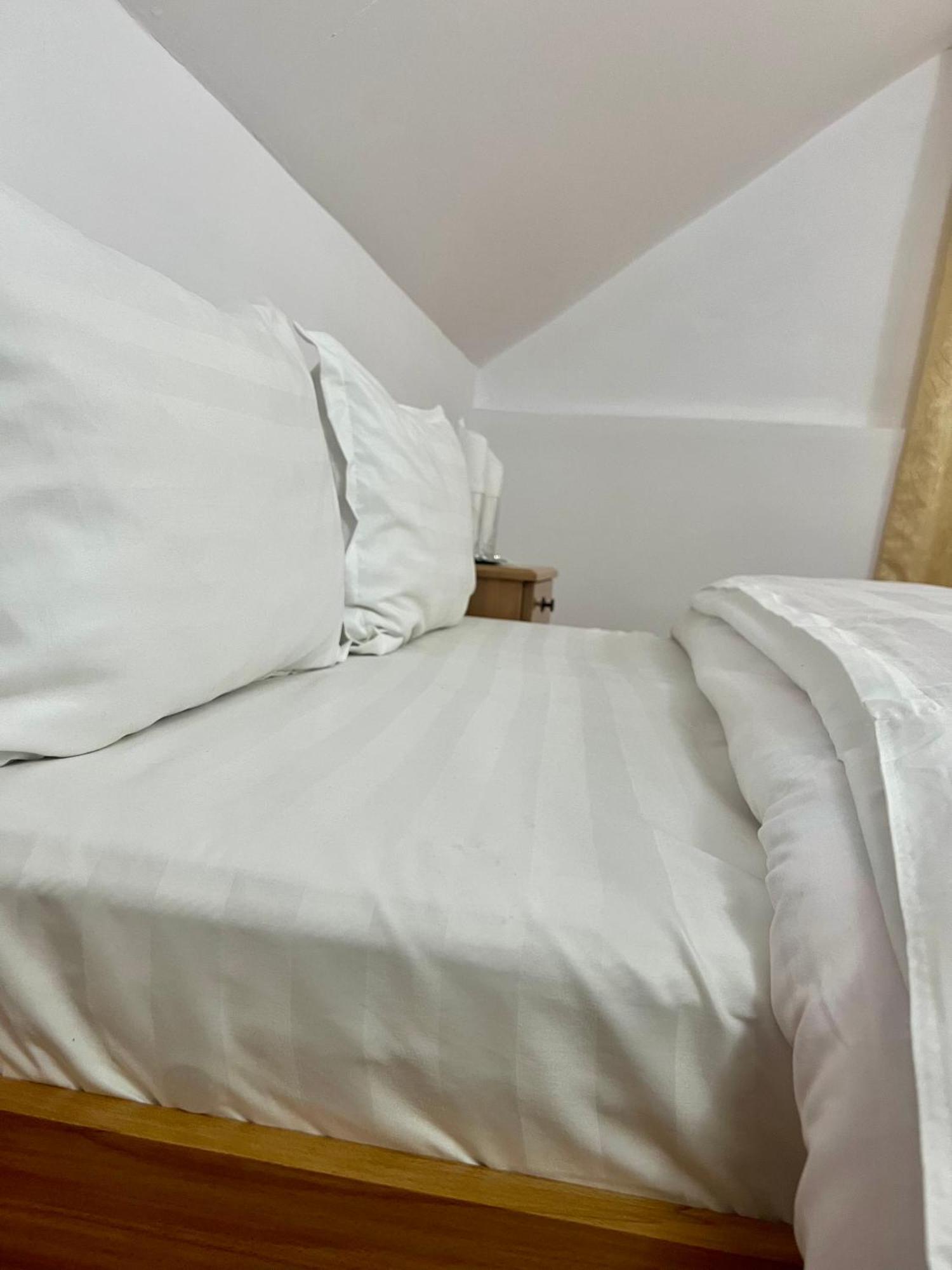 Cabana Baraj Apuseni Mountains Mihoesti Екстериор снимка